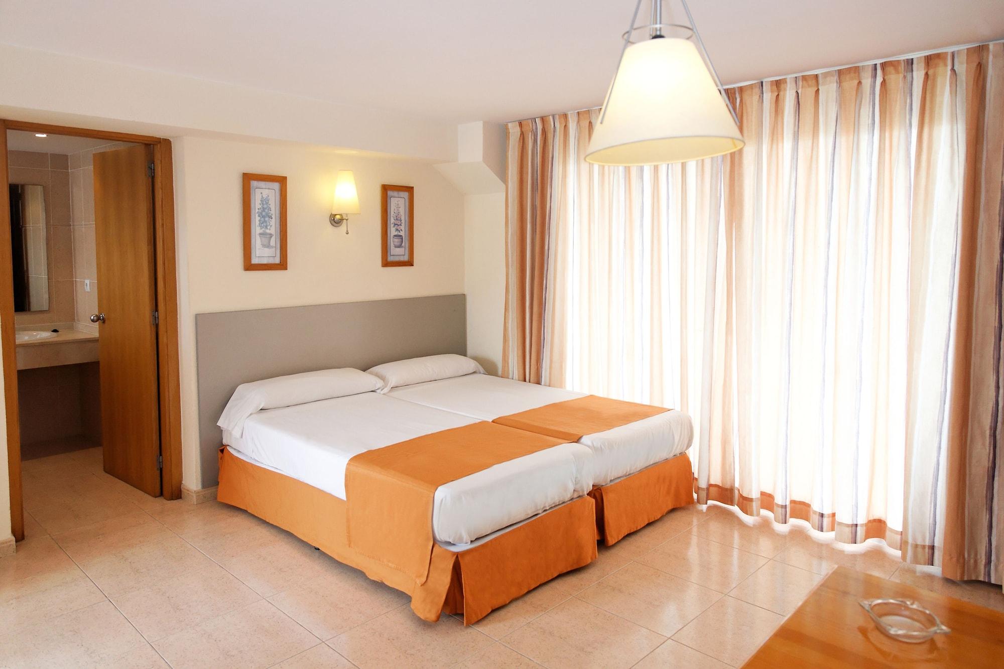 Aparthotel Reco Des Sol San Antonio  Eksteriør bilde